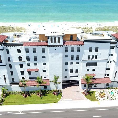 Barefoot Beach Club Сант Пит Бич Экстерьер фото